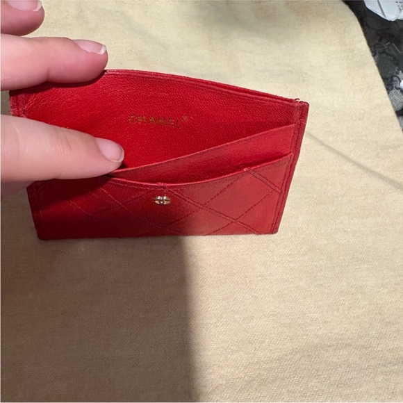 Authentic CHANEL Red Quilted Lambskin Leather Card Holder - Picture 8 of 10